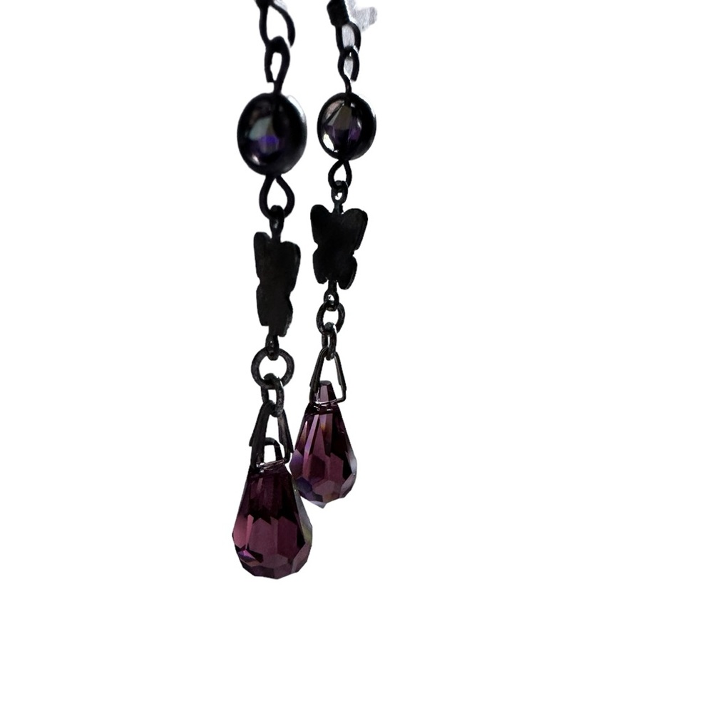 🦋Butterfly Purple Earrings 🦋 - Picture 2 of 3